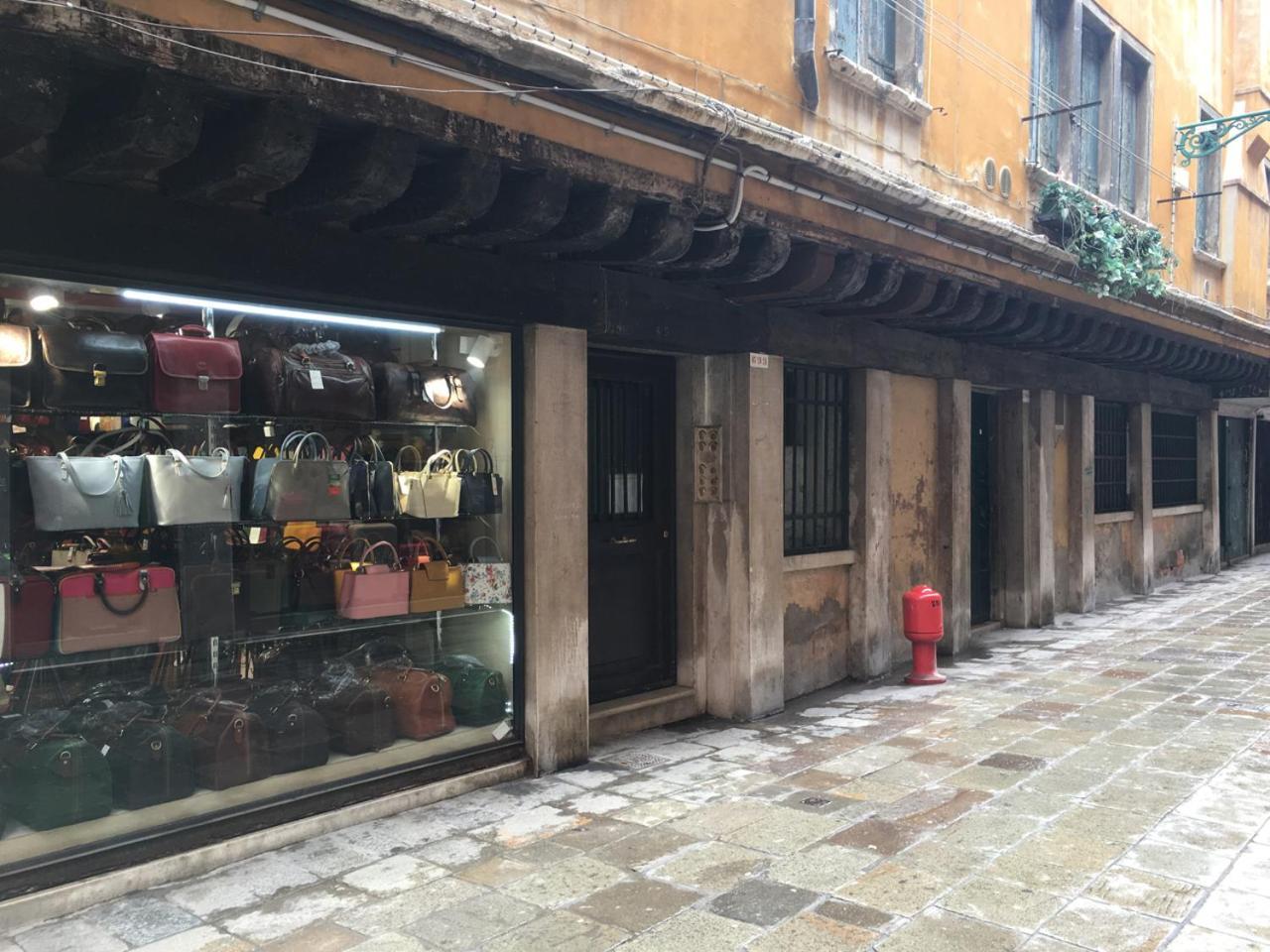 Ca' Veronese Apartment Venice Ngoại thất bức ảnh